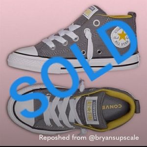 SOLD🔥New! Converse Chuck Taylor Mid Sneaker Shoes
